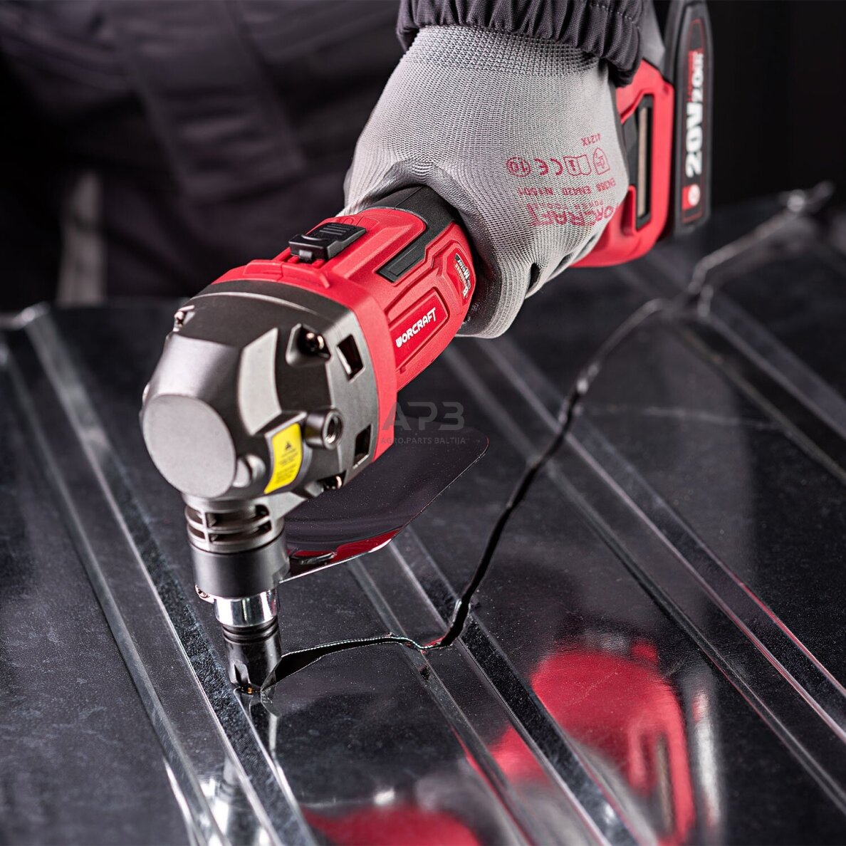 Akumuliatorinės skardos pjovimo žirklės 20V LI-ION 20 Akumuliatorinės skardos pjovimo žirklės 20V LI-ION 20