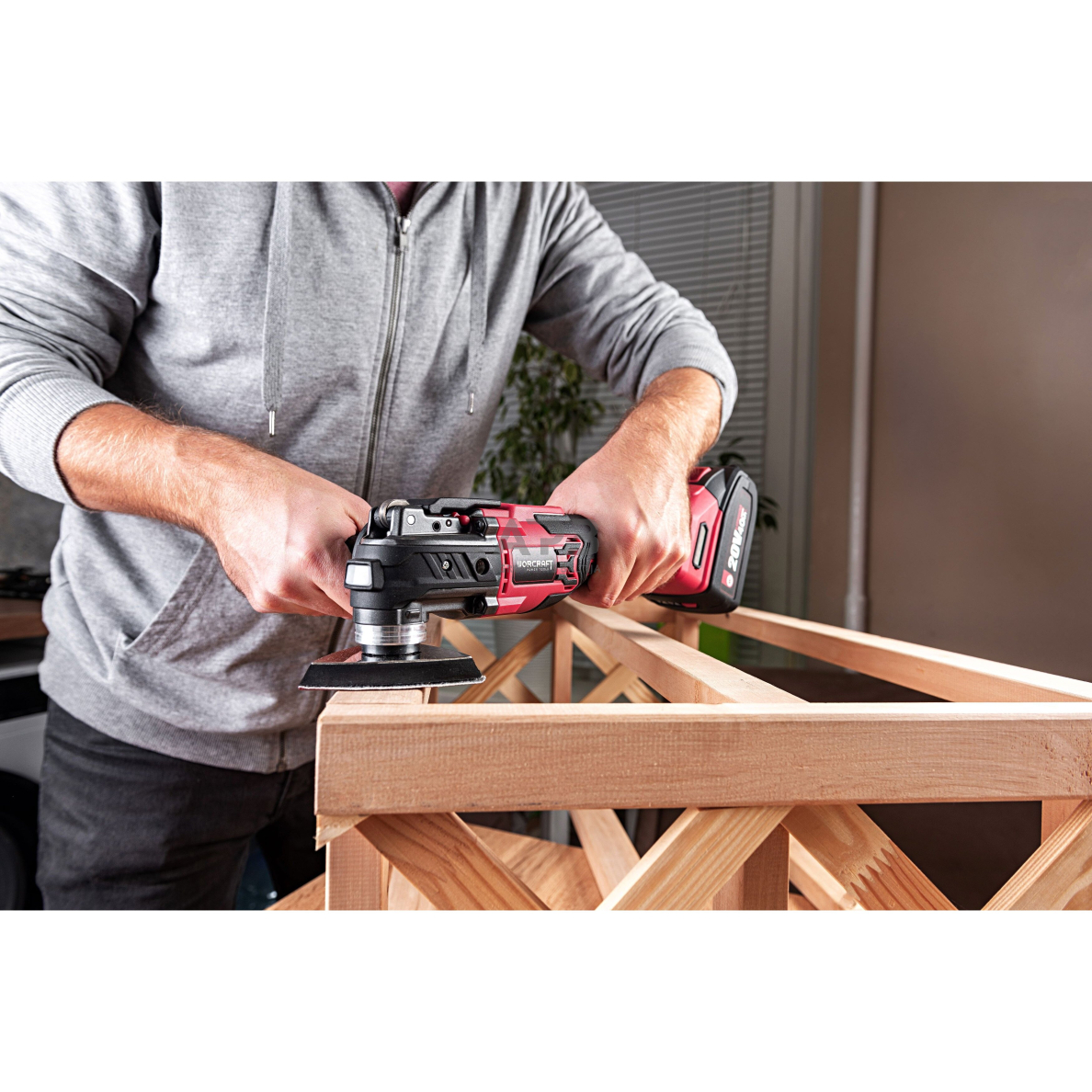 Akumuliatorinis daugiafunkcinis įrankis 20V LI-ION 15