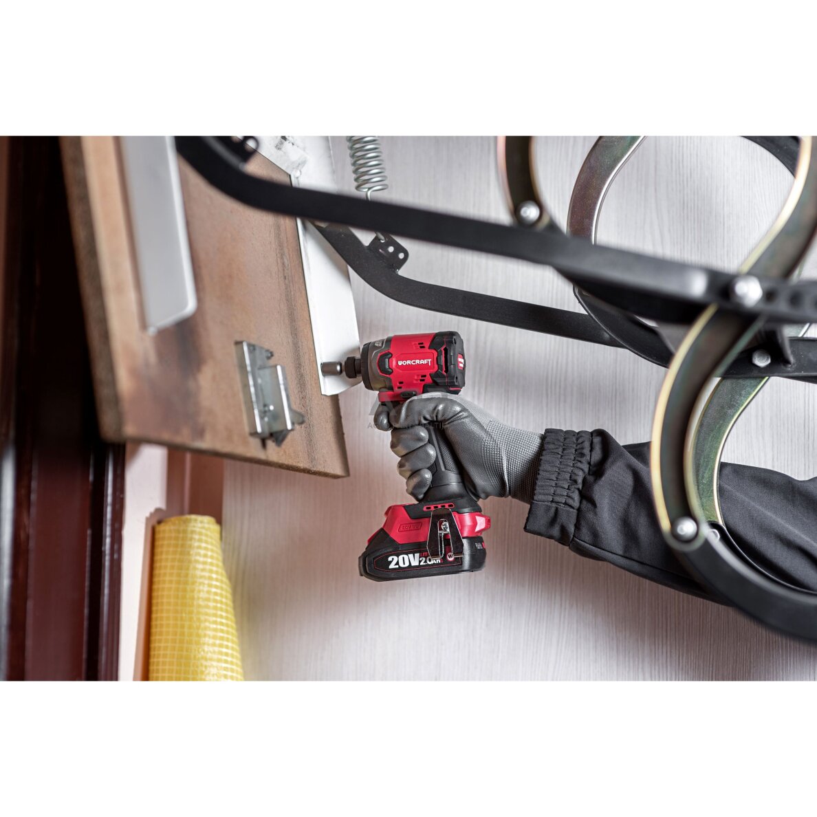 Akumuliatorinis smūginis suktuvas 1/4'' HEX 20V LI-ION (plastikinė dėžė) 11