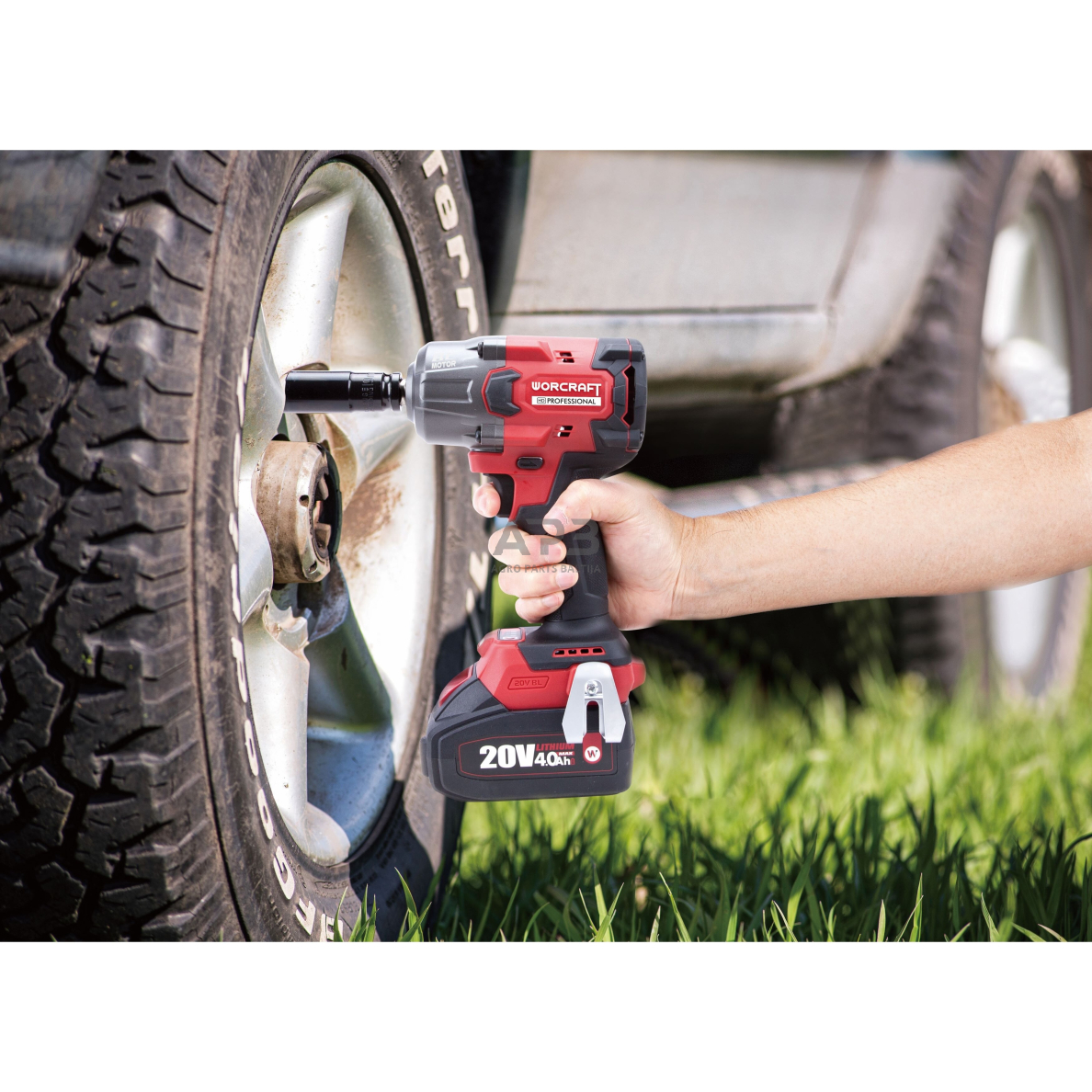 Akumuliatorinis smūginis veržliasukis 1/2'' 850nm 20V LI-ION (XCUBE dėžė) 2 Akumuliatorinis smūginis veržliasukis 1/2'' 850nm 20V LI-ION (XCUBE dėžė) 2