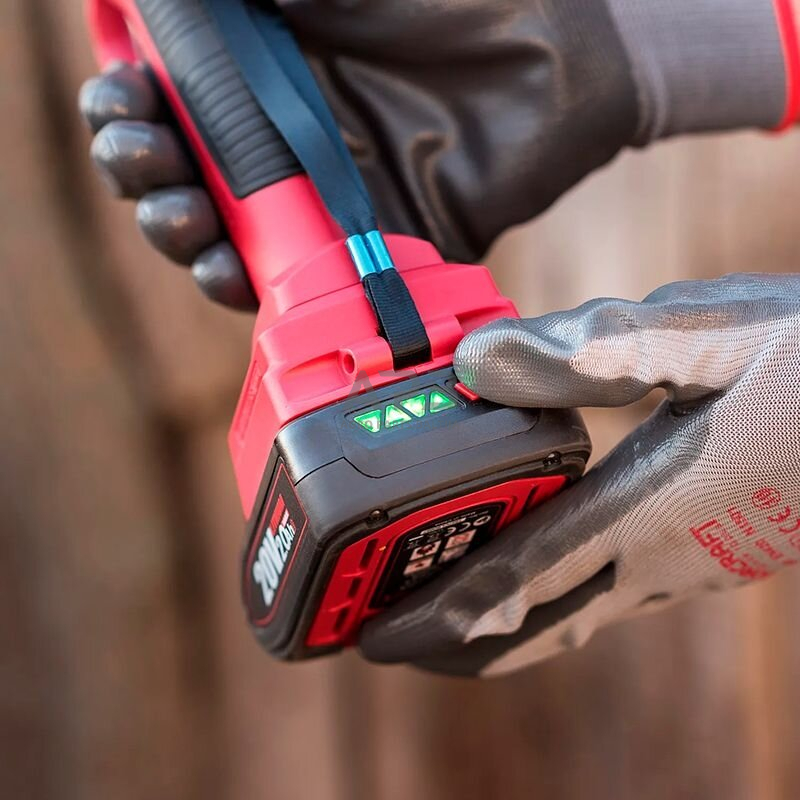 Akumuliatorinis sekatorius 20V LI-ION 6 Akumuliatorinis sekatorius 20V LI-ION 6