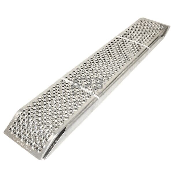 Aliuminė užvažiavimo rampa tiesi 2 metrų 1000 kg RS21000 1 Aliuminė užvažiavimo rampa tiesi 2 metrų 1000 kg RS21000 1