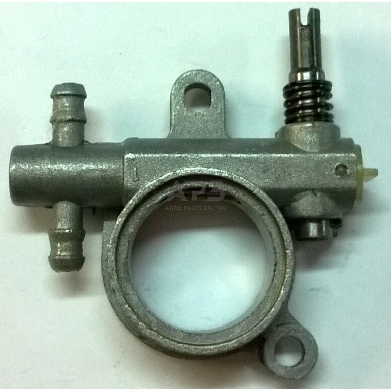 Alyvos siurblys kiniškiems pjūklams 38cc