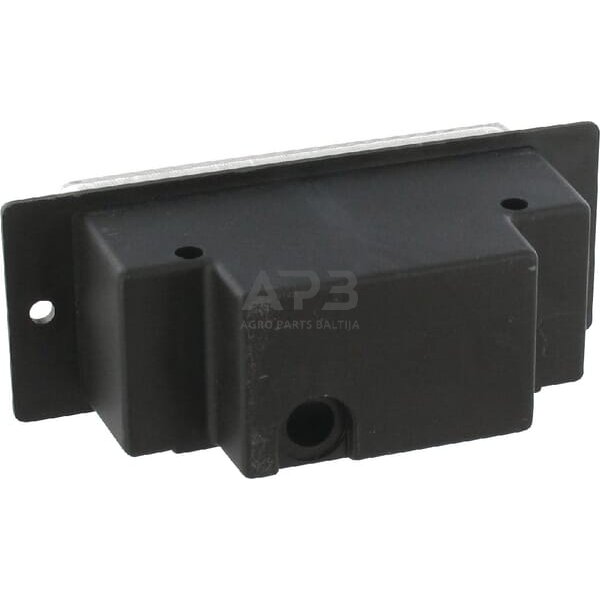 Atbulinės eigos žibintas stačiakampis skaidrus prisukamas 12/24V 106x69mm Jokon 136010010 1 Atbulinės eigos žibintas stačiakampis skaidrus prisukamas 12/24V 106x69mm Jokon 136010010 1