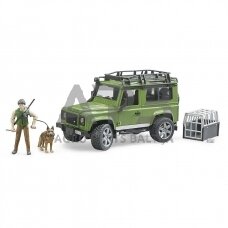 Bruder Land Rover Defender automobilis su miškininkystės darbuotoju ir šunimi, 02587