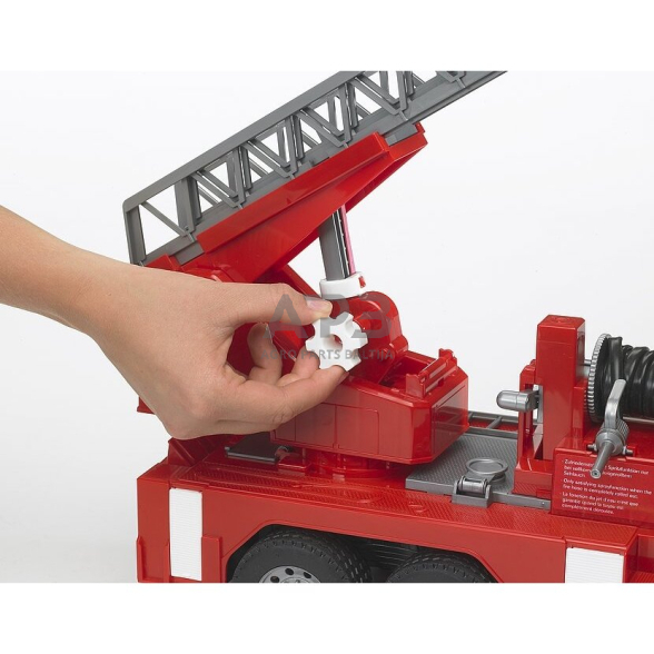 Bruder MAN priešgaisrinės tarnybos automobilis su kopėčios 02771 3 Bruder MAN priešgaisrinės tarnybos automobilis su kopėčios 02771 3