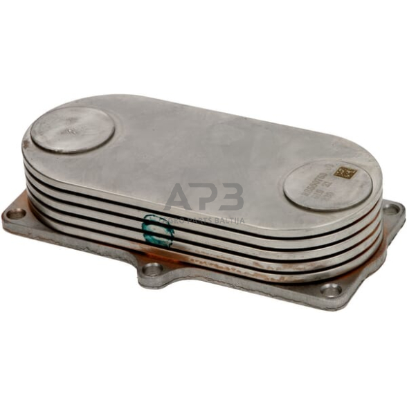 Dalis John Deere technikai RE560753 Alyvos aušintuvas Dalis John Deere technikai RE560753 Alyvos aušintuvas