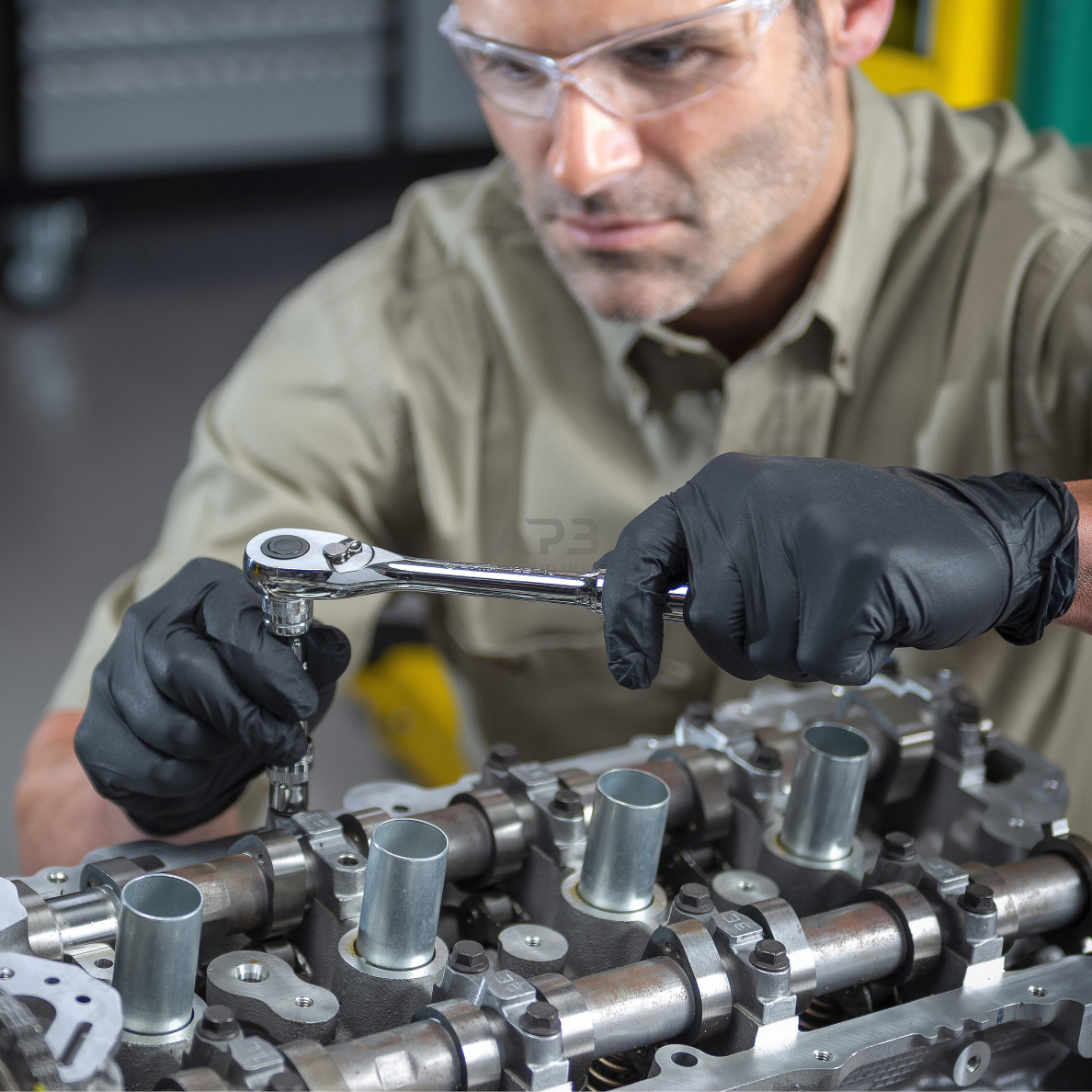 Galvučių rinkinys 3/8"+1/4" (65vnt) (SAE & metrinė sistema) 2 Galvučių rinkinys 3/8"+1/4" (65vnt) (SAE & metrinė sistema) 2