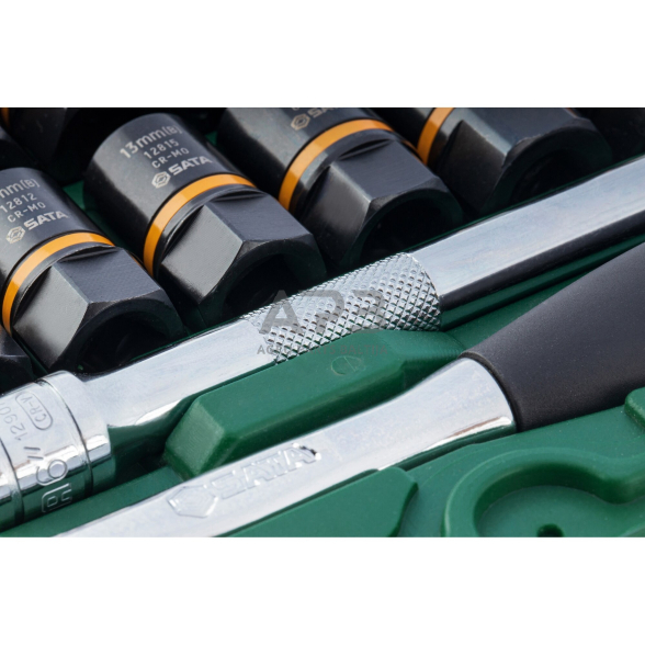 Galvučių rinkinys 3/8" + 1/4" pažeistiems varžtams išsukti (23vnt) 3 Galvučių rinkinys 3/8" + 1/4" pažeistiems varžtams išsukti (23vnt) 3