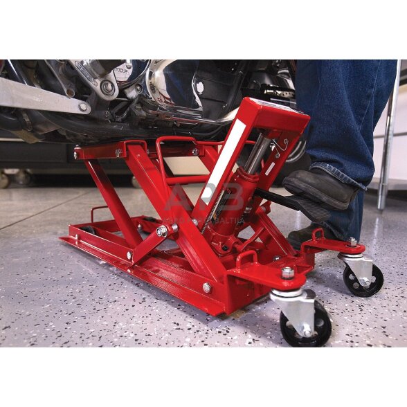 Hidraulinis keltuvas motociklui 400kg 9 Hidraulinis keltuvas motociklui 400kg 9