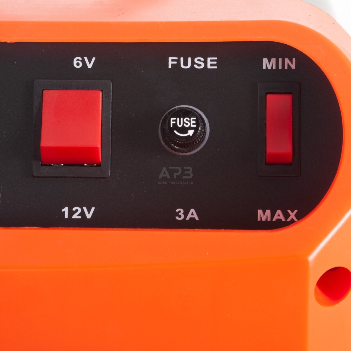 Įkroviklis akumuliatoriui 6/12V 10A 150Ah 2 Įkroviklis akumuliatoriui 6/12V 10A 150Ah 2