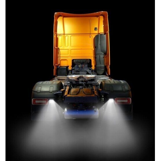 LED darbo žibintas kvadratinis 18W, 2160lm, 12/36V, 142x58.1x122mm LA10093 5 LED darbo žibintas kvadratinis 18W, 2160lm, 12/36V, 142x58.1x122mm LA10093 5