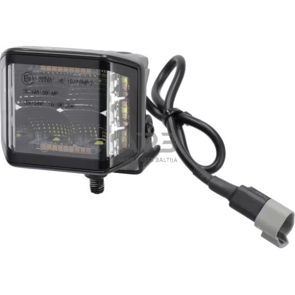 LED darbo žibintas kvadratinis 70W, 3100lm, 12/24V, 53.7x75.5x32.3mm 10 LED LA10612 LED darbo žibintas kvadratinis 70W, 3100lm, 12/24V, 53.7x75.5x32.3mm 10 LED LA10612