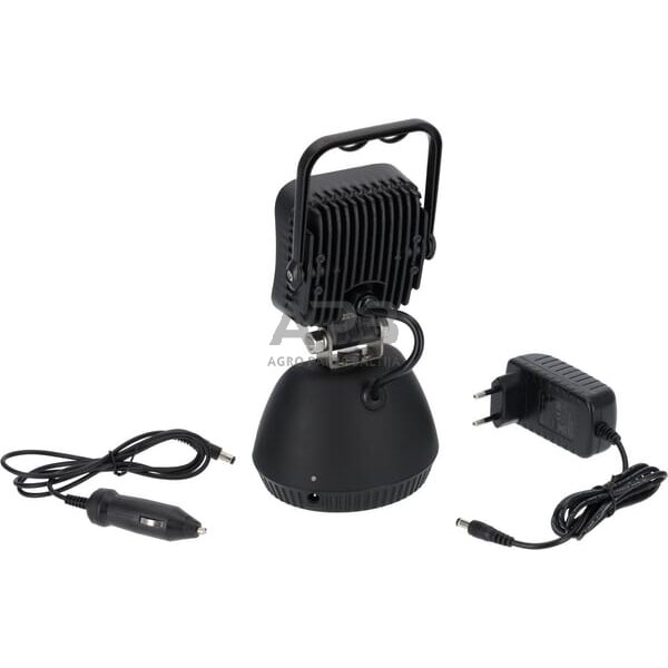 LED darbo žibintas kvadratinis 15W, 900lm, 11-36V, 192.5x115x, 5 LED LA80001 1 LED darbo žibintas kvadratinis 15W, 900lm, 11-36V, 192.5x115x, 5 LED LA80001 1