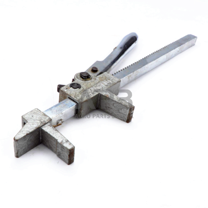 Padangų plėtiklis rankinis su terkšliniu fiksavimu Padangų plėtiklis rankinis su terkšliniu fiksavimu