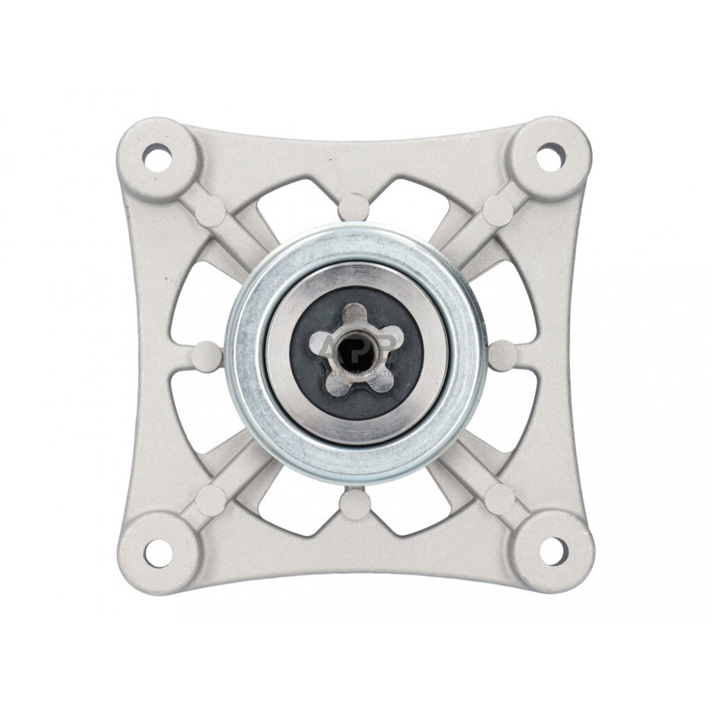 Peilio laikiklis Husqvarna traktoriukui su krepšiu 580 85 60-01, 580856001, 5808560-01, 587 12 61-05, 587126105, 5871261-05 3 Peilio laikiklis Husqvarna traktoriukui su krepšiu 580 85 60-01, 580856001, 5808560-01, 587 12 61-05, 587126105, 5871261-05 3