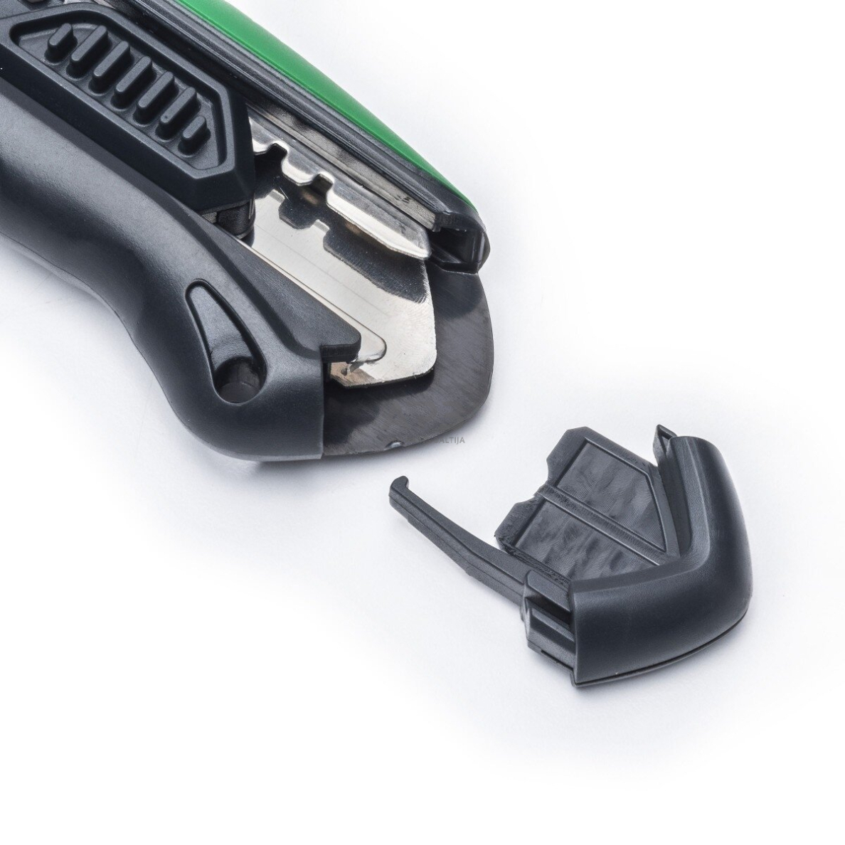 Peilis su keičiama geležte 18mm 1 Peilis su keičiama geležte 18mm 1