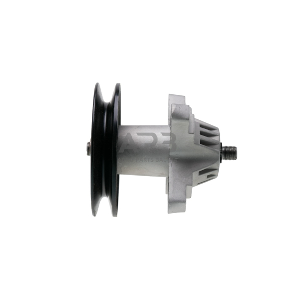 Peilio laikiklis Bolens pjaunamosios plotis 38 (97 cm) modeliams: BL 135/96 T / 13AH771F684 (2008), BL 135/96 T / 13AH775F684 (2008), BL 135/96 T / 13AH775F484 (2008) 2 Peilio laikiklis Bolens pjaunamosios plotis 38 (97 cm) modeliams: BL 135/96 T / 13AH771F684 (2008), BL 135/96 T / 13AH775F684 (2008), BL 135/96 T / 13AH775F484 (2008) 2