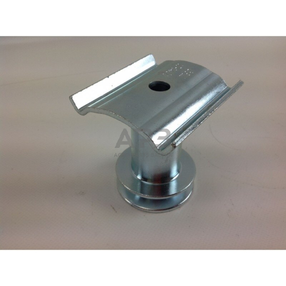 Peilio laikiklis Toro 106-3987, 104-8687, 104-8695, 20001, 20003, 20005, 20007, 20008, 20009, 20012, 20013, 20014, 20016, 20017, 20018, 20019, 20036, 20037, 20038, 20039, 20041, 20049, 20051, 20053, 20054, 20055, 20057, 20062, 20064, 20065, 20066, 20067, 2 Peilio laikiklis Toro 106-3987, 104-8687, 104-8695, 20001, 20003, 20005, 20007, 20008, 20009, 20012, 20013, 20014, 20016, 20017, 20018, 20019, 20036, 20037, 20038, 20039, 20041, 20049, 20051, 20053, 20054, 20055, 20057, 20062, 20064, 20065, 20066, 20067, 2