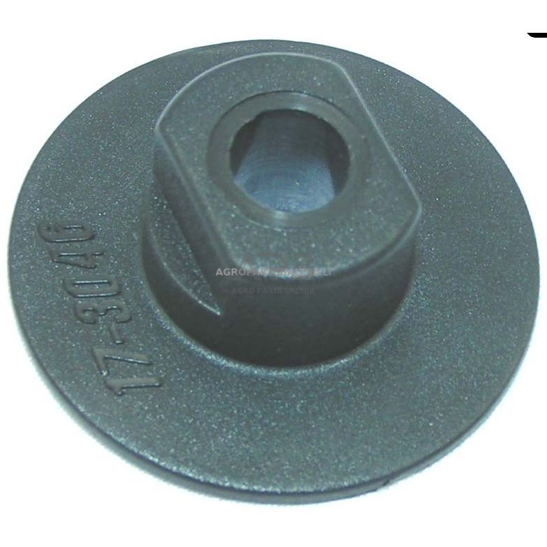 Peilio laikiklio įvorė elektrinėms vejapjovėms MTD Peilio laikiklio įvorė elektrinėms vejapjovėms MTD