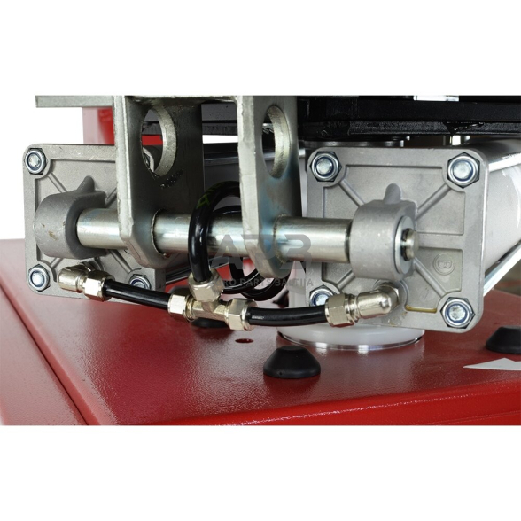 Ratų montavimo staklės 14 Ratų montavimo staklės 14