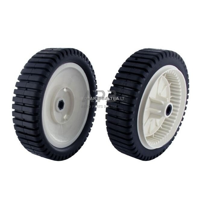 Ratukas Roper 532700953. Aukštis 203,2 mm, vidinis skersmuo tarp dantukų 130 mm, plotis 50 mm, dantukų skaičius 53 vnt. 532 70 09-53, 5327009-53, 532700953, 700953, 532 18 07-59, 5321807-59, 532180759, 180759, 532 15 03-40, 5321503-40, 532150340, 150340,