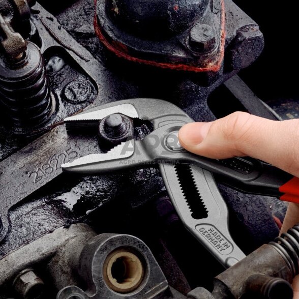 Santechninės replės prailgintos KNIPEX SLIM Cobra su fiksavimu 250mm 2 Santechninės replės prailgintos KNIPEX SLIM Cobra su fiksavimu 250mm 2