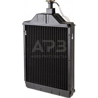 Traktoriaus radiatorius 897358M4N 1 Traktoriaus radiatorius 897358M4N 1