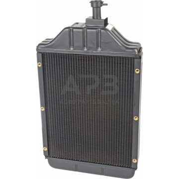 Traktoriaus radiatorius 1669650M94N 1 Traktoriaus radiatorius 1669650M94N 1