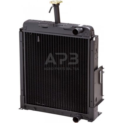 Traktoriaus radiatorius 84524C93N Traktoriaus radiatorius 84524C93N