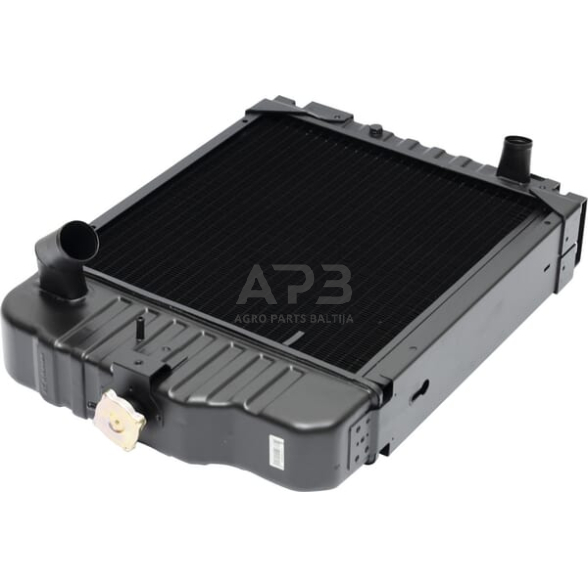 Traktoriaus radiatorius 133153001N 2 Traktoriaus radiatorius 133153001N 2