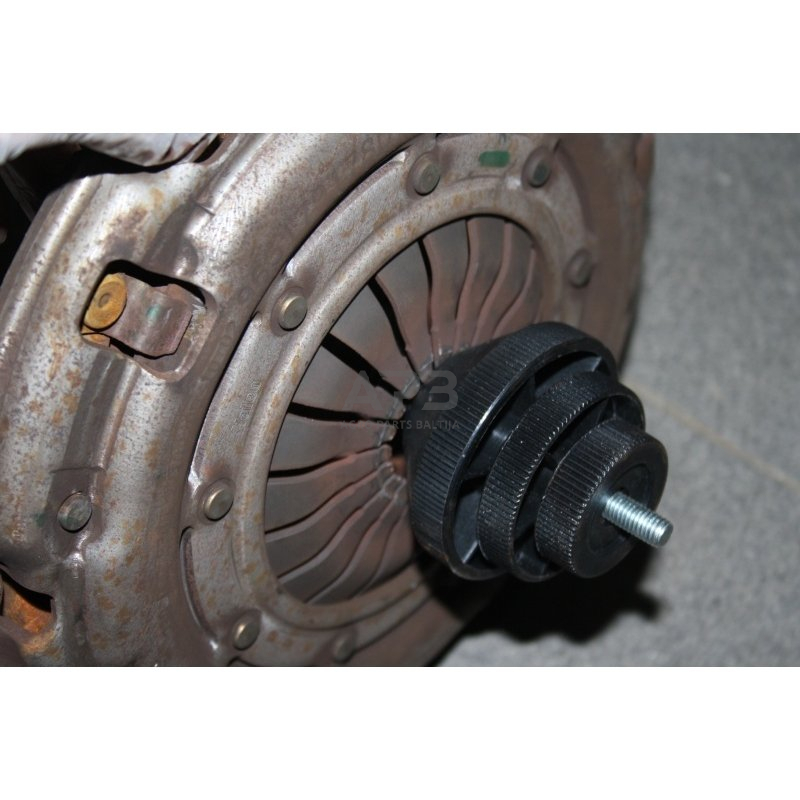 Universalus sankabos centravimo įrankis 1 Universalus sankabos centravimo įrankis 1