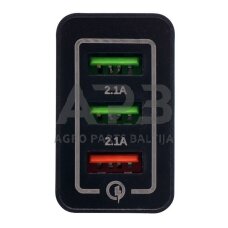 Įkroviklis 220V greito krovimo 2xUSB/2.1A +1USB/QC3.0 Įkroviklis 220V greito krovimo 2xUSB/2.1A +1USB/QC3.0