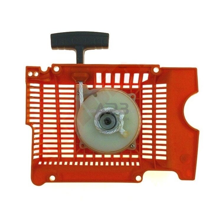 Užvedimo starteris Husqvarna 181. 501 81 00-01, 5018100-01, 501810001, 501 81 00-02, 5018100-02, 501810002, 501 81 00-03, 5018100-03, 501810003, 501 81 00-05, 5018100-05, 501810005, 501 81 00-06, 5018100-06, 501810006 Užvedimo starteris Husqvarna 181. 501 81 00-01, 5018100-01, 501810001, 501 81 00-02, 5018100-02, 501810002, 501 81 00-03, 5018100-03, 501810003, 501 81 00-05, 5018100-05, 501810005, 501 81 00-06, 5018100-06, 501810006