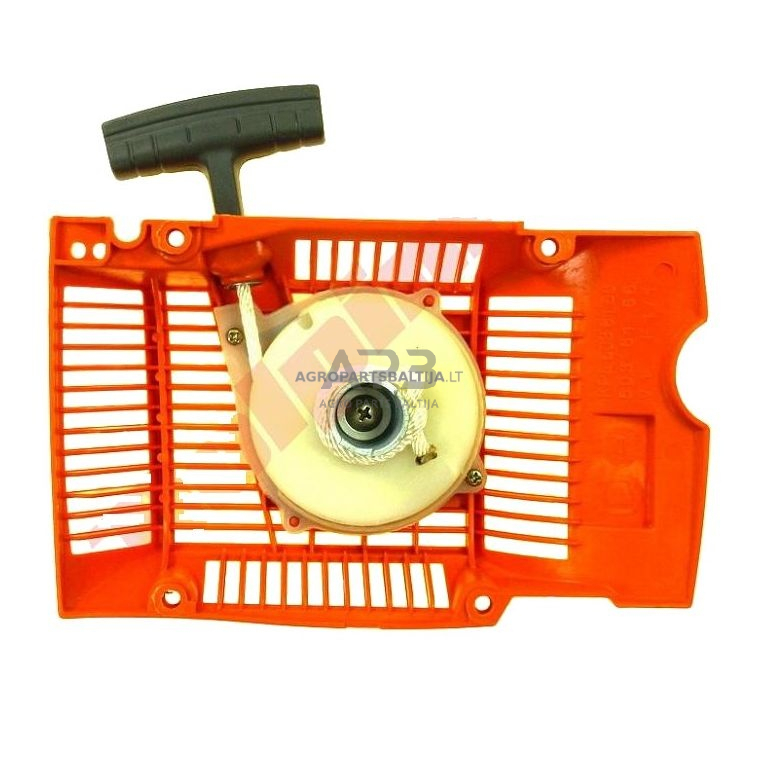 Užvedimo starteris Husqvarna 272K. 501 52 00-02, 5015200-02, 501520002, 501 77 67-01, 5017767-01, 501776701, 501 77 67-02, 5017767-02, 501776702, 503 61 55-71, 5036155-71, 503615571 Užvedimo starteris Husqvarna 272K. 501 52 00-02, 5015200-02, 501520002, 501 77 67-01, 5017767-01, 501776701, 501 77 67-02, 5017767-02, 501776702, 503 61 55-71, 5036155-71, 503615571