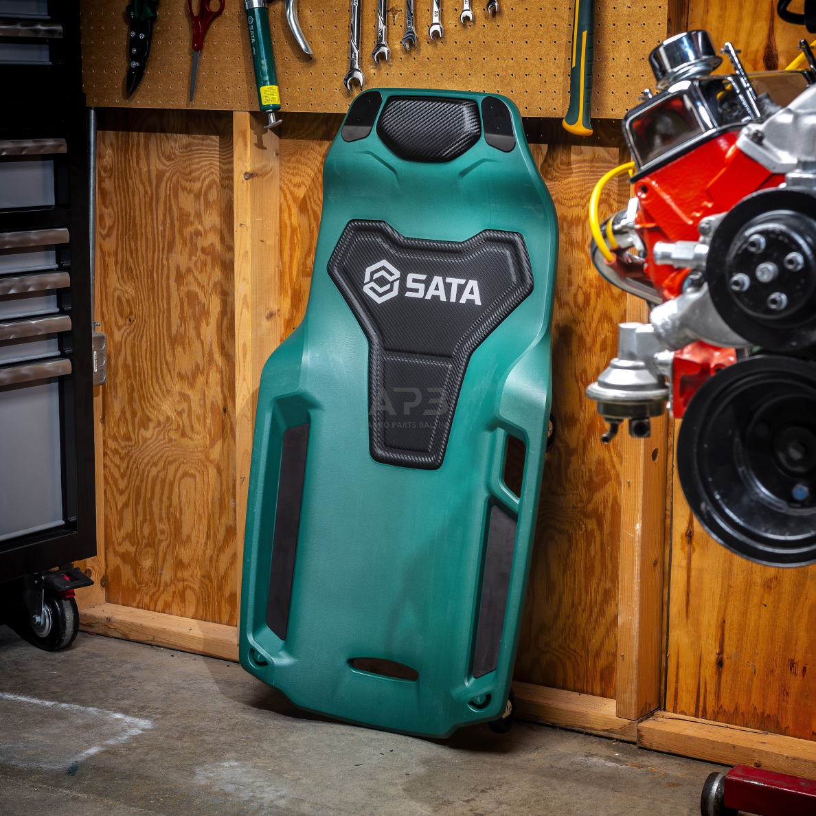 Vežimėlis po automobiliu (plastikinis) 7 Vežimėlis po automobiliu (plastikinis) 7